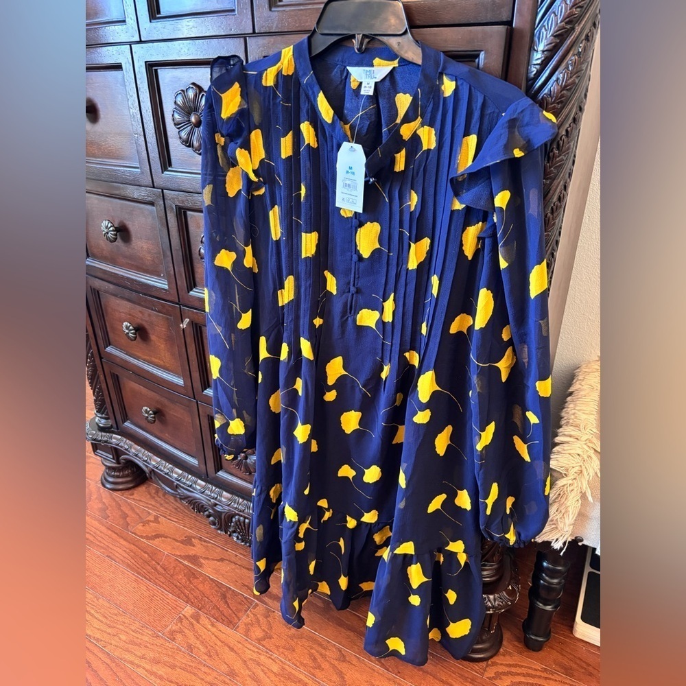 Time and Tru Navy and Yellow Long Sleeve Dress - Picture 4 of 9